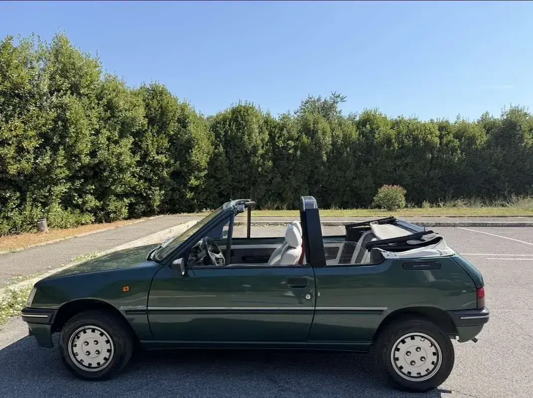 Usata Peugeot 205 Roland Garros 83 CV (61 kW) 1991 Cabrio