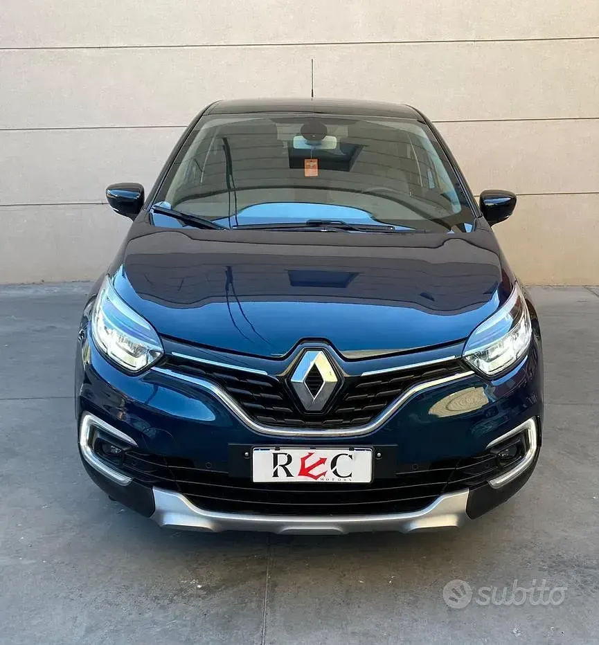 Usata Renault Captur 90 CV (66 kW) 2019 Bluazzurro SUV