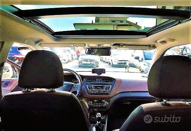 Occasion Hyundai i20 Style 90 ch (66 kW) 2015 Marron Berline