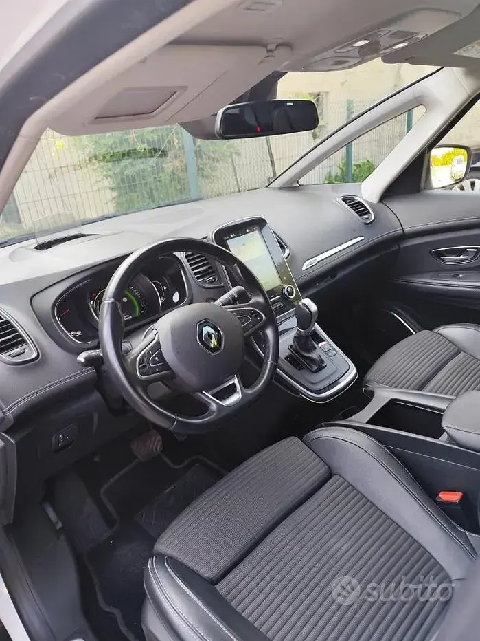 Usata Renault Grand Scénic IV 160 CV (117 kW) 2018 Bianco Monovolume