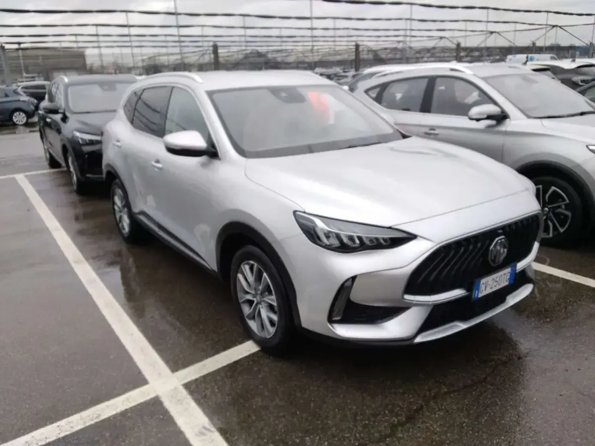 Usata MG HS Comfort 162 CV (119 kW) 2024 Grigio SUV
