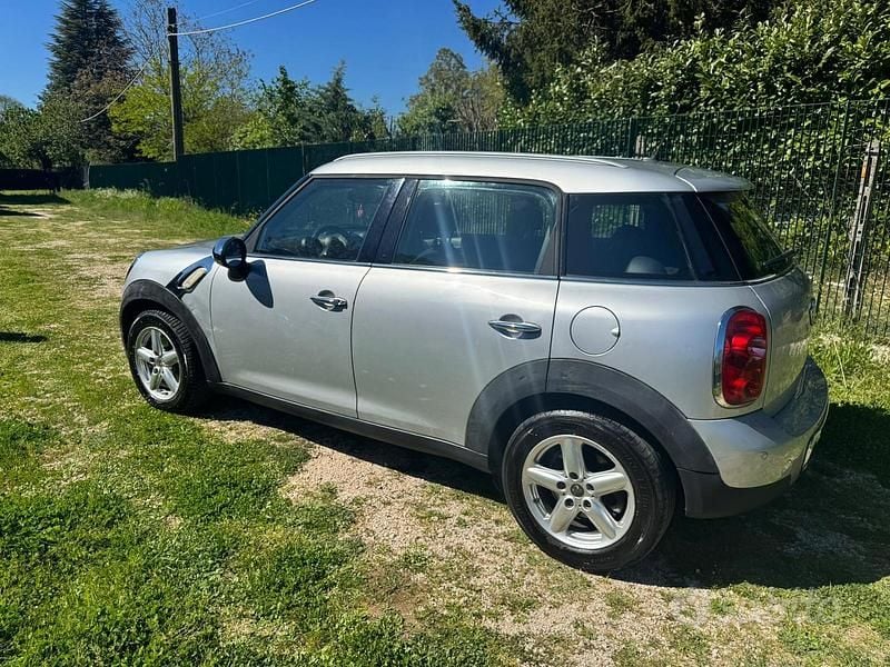 Usata Mini One D Countryman 90 CV (66 kW) 2012 Argento SUV