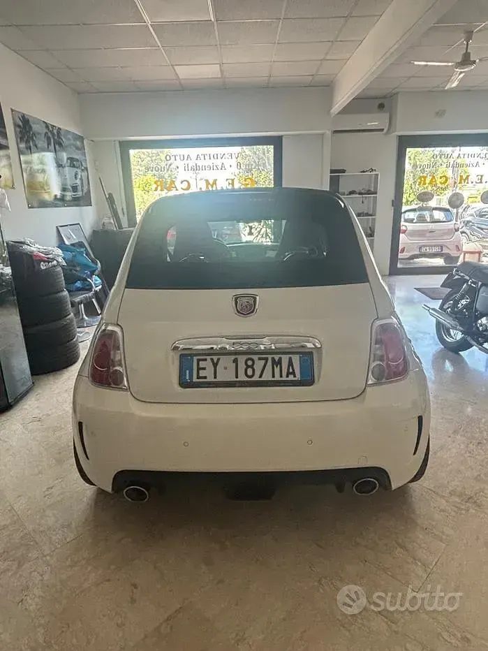 Usata Abarth 500C Custom 140 CV (102 kW) 2015 Bianco Cabrio