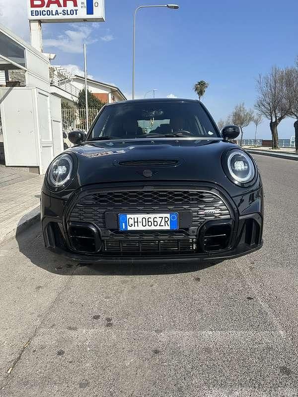 Usata Mini John Cooper Works 178 CV (130 kW) 2022 Utilitaria