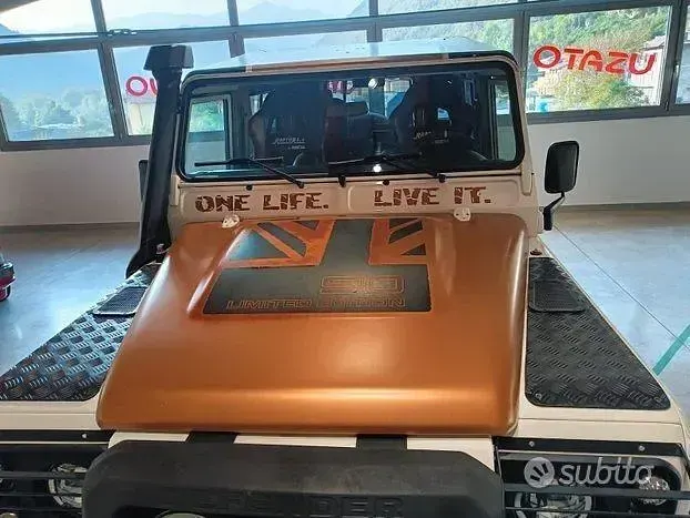Usata Land Rover Defender 123 CV (90 kW) 2007 Bianco Berlina