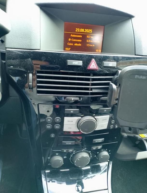 Usata Opel Astra 115 CV (84 kW) 2012 Grigio Station wagon