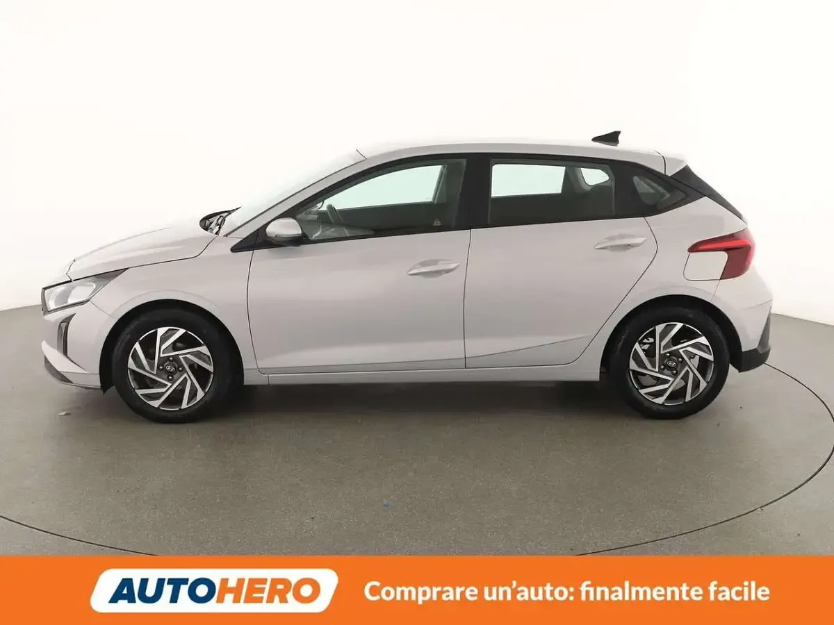 Usata Hyundai i20 84 CV (61 kW) 2024 Argento Utilitaria