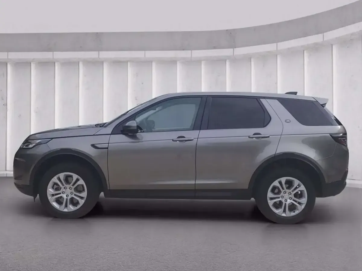 Usata Land Rover Discovery 5 S 204 CV (150 kW) 2021 Silicon silver SUV