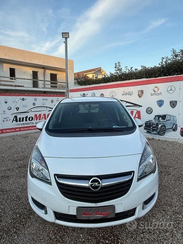 Usata Opel Meriva Cosmo 95 CV (69 kW) 2015 Bianco Monovolume