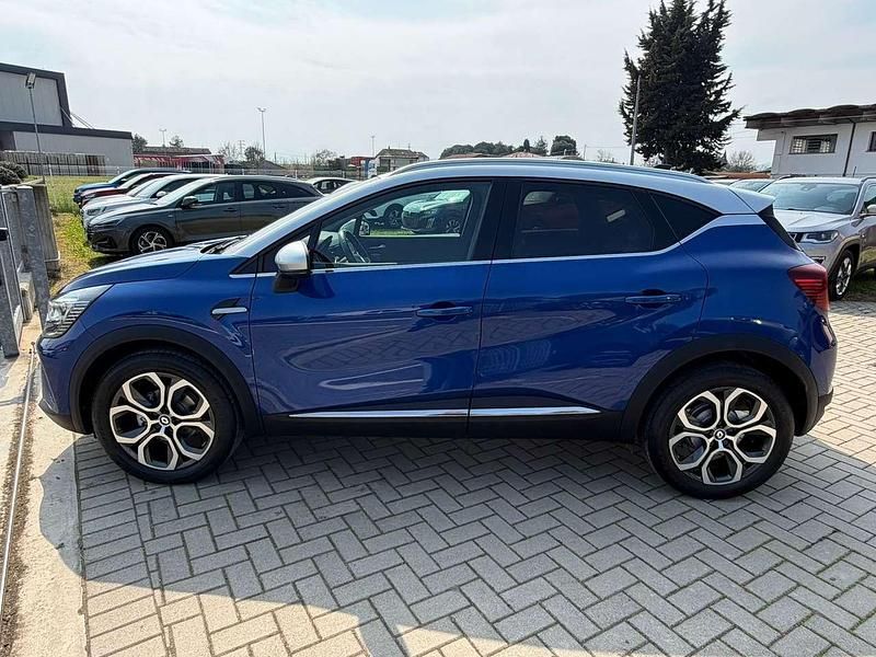 Usata Renault Captur Techno 91 CV (66 kW) 2022 Blu/azzurro SUV
