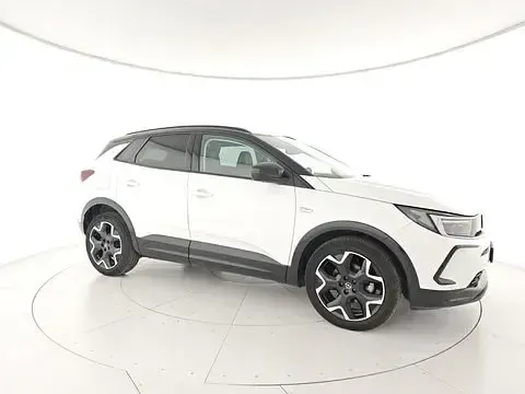 Usata Opel Grandland X 131 CV (96 kW) 2024 SUV