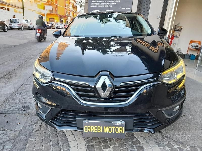 Usata Renault Mégane IV Intens 110 CV (80 kW) 2016 Nero Berlina