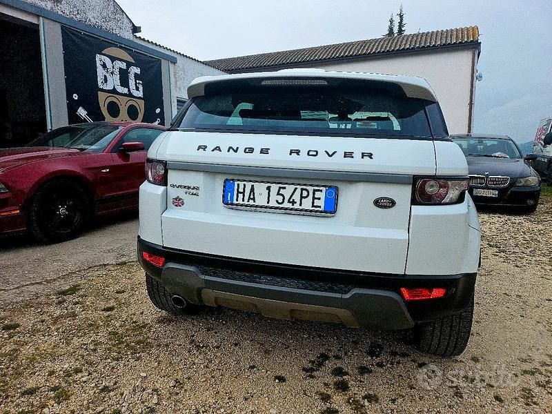 Usata Land Rover Range Rover evoque 150 CV (110 kW) 2015 Bianco Station wagon