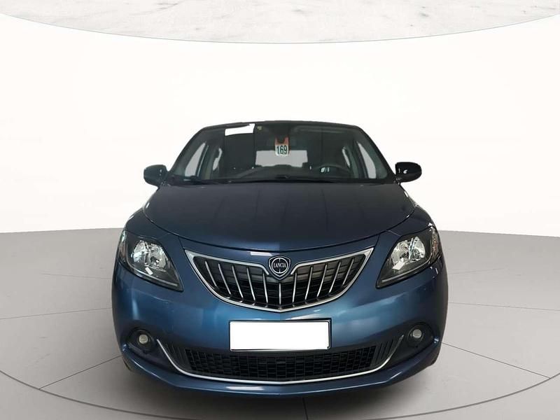 Usata Lancia Ypsilon Gold 71 CV (52 kW) 2021 Bleu Utilitaria