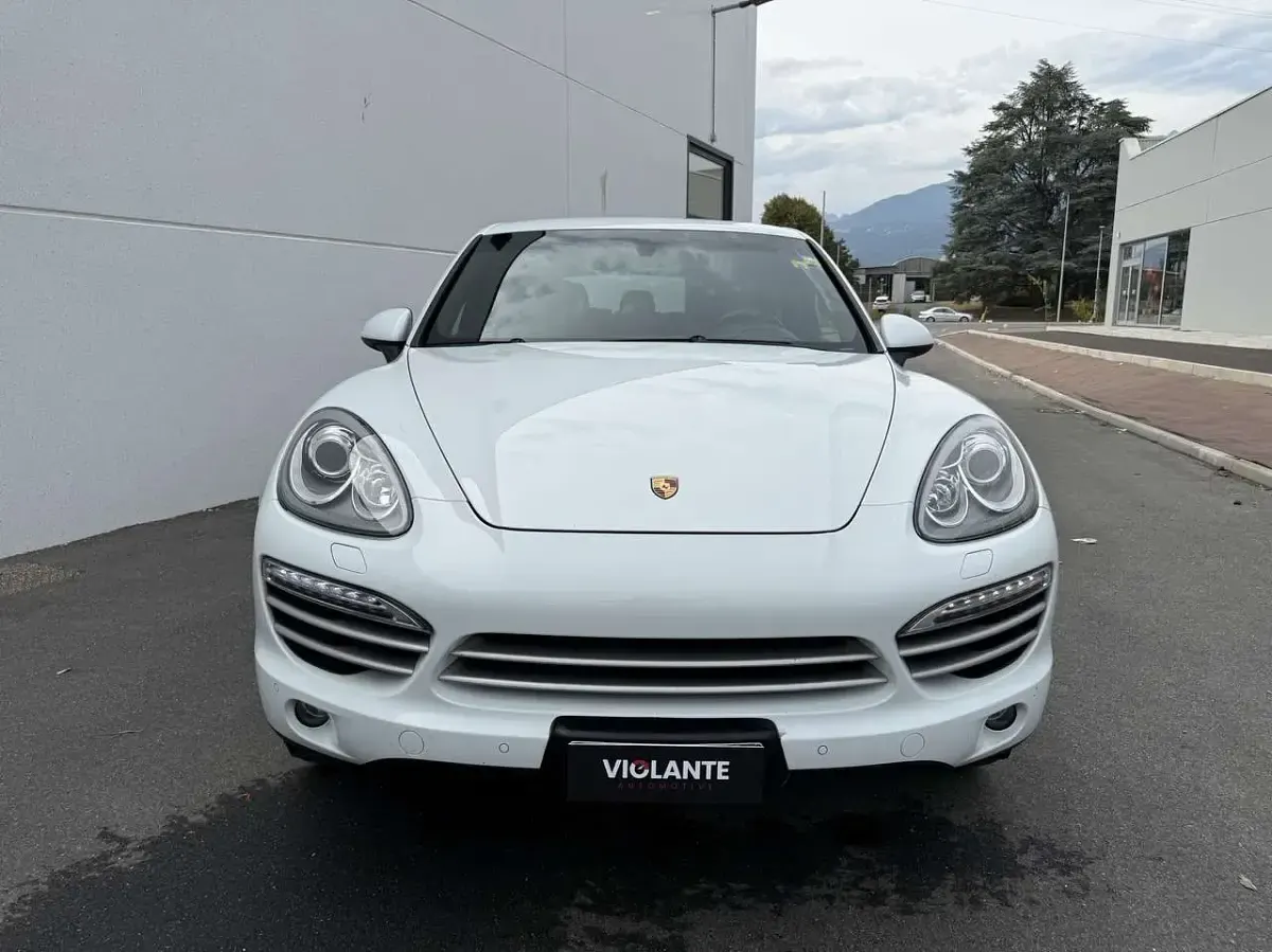 Usata Porsche Cayenne Platinum Edition 245 CV (180 kW) 2014 Bianco SUV