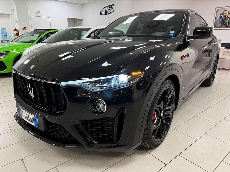 Usata Maserati Levante 349 CV (256 kW) 2020 Nero SUV