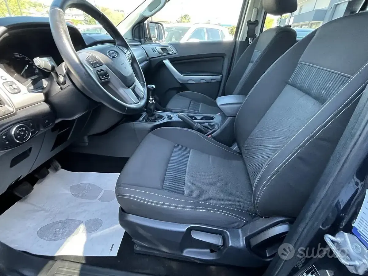 Usata Ford Ranger 170 CV (125 kW) 2021 Nero Pick-up