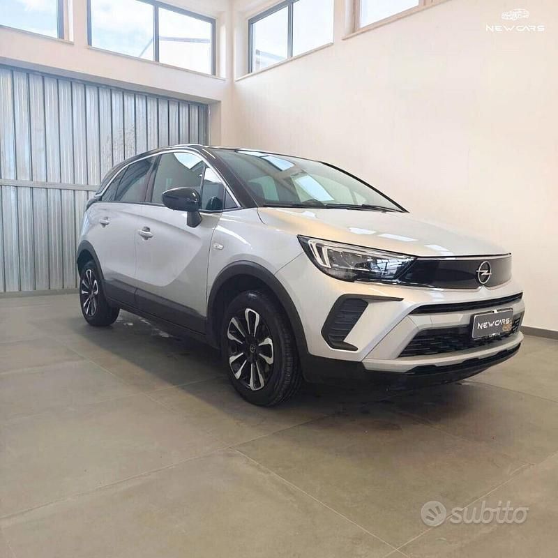 Usata Opel Crossland X Elegance 131 CV (96 kW) 2024 Grigio SUV