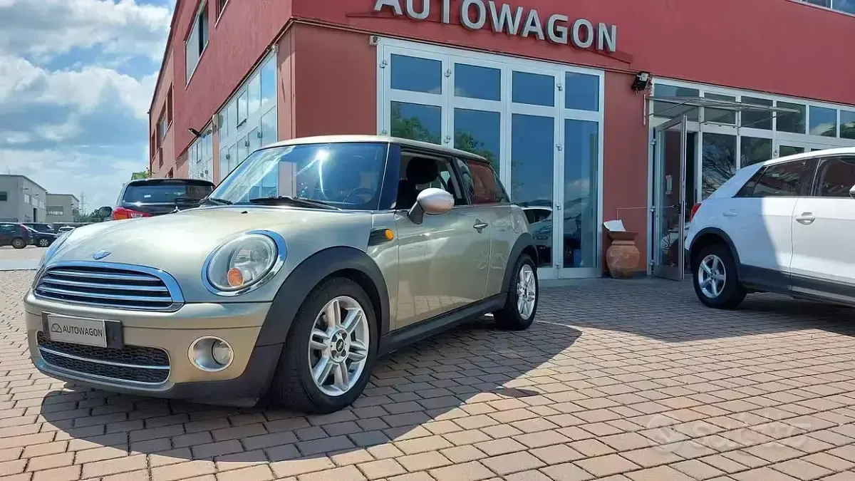 Usata Mini Cooper D 109 CV (80 kW) 2007 Utilitaria
