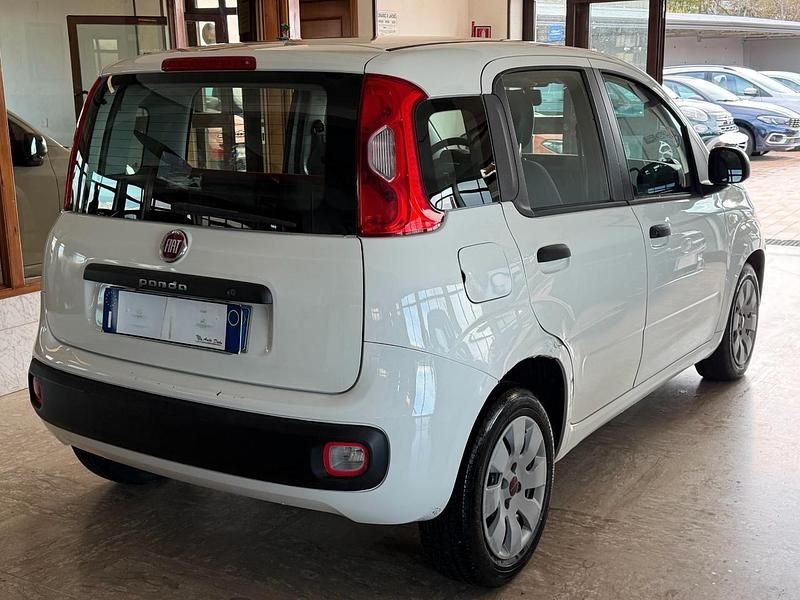 Usata Fiat Panda Pop 75 CV (55 kW) 2013 Bianco Utilitaria