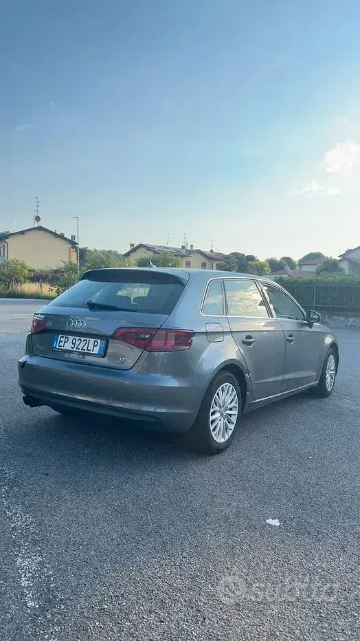 Usata Audi A3 122 CV (89 kW) 2013 Grigio Berlina