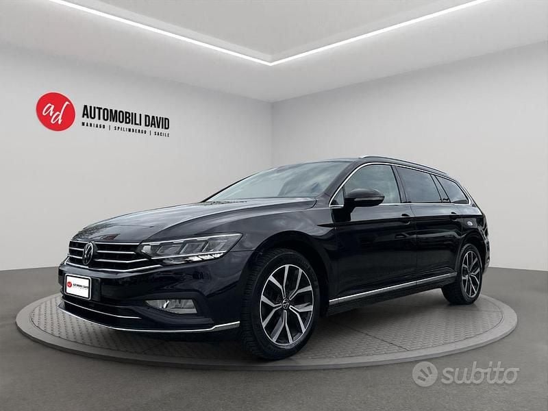 Begagnad VW Passat Executive 150 HK (110 kW) 2023 Svart Kombi
