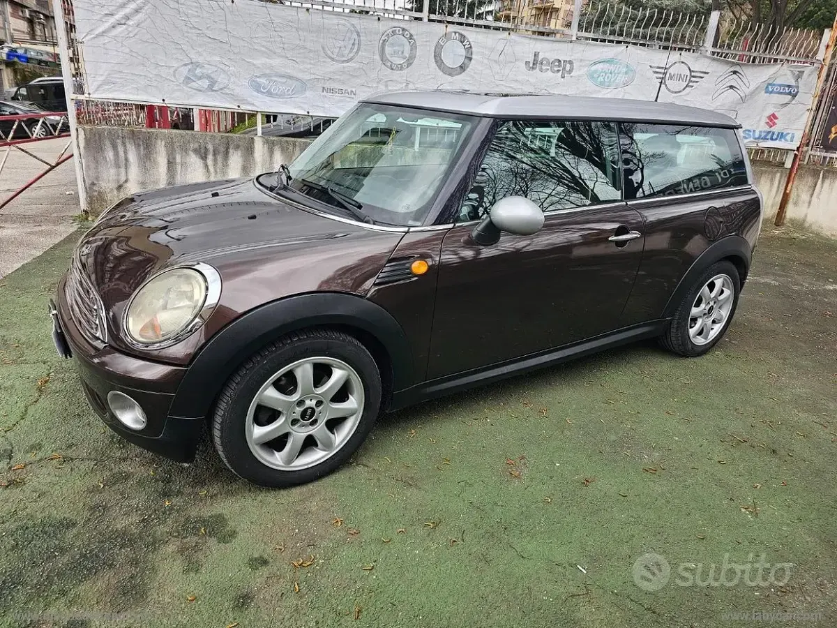 Usata Mini Cooper Clubman 120 CV (88 kW) 2008 Marrone Station wagon