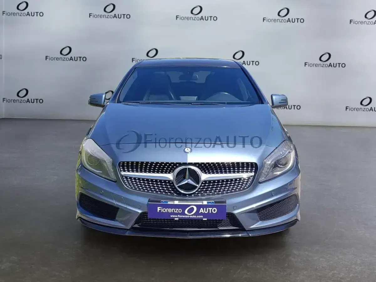 Usata Mercedes A200 Premium 136 CV (100 kW) 2013 Blu/azzurro Berlina