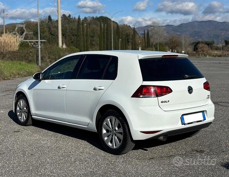 Usata VW Golf VII Comfortline 110 CV (80 kW) 2014 Bianco Berlina