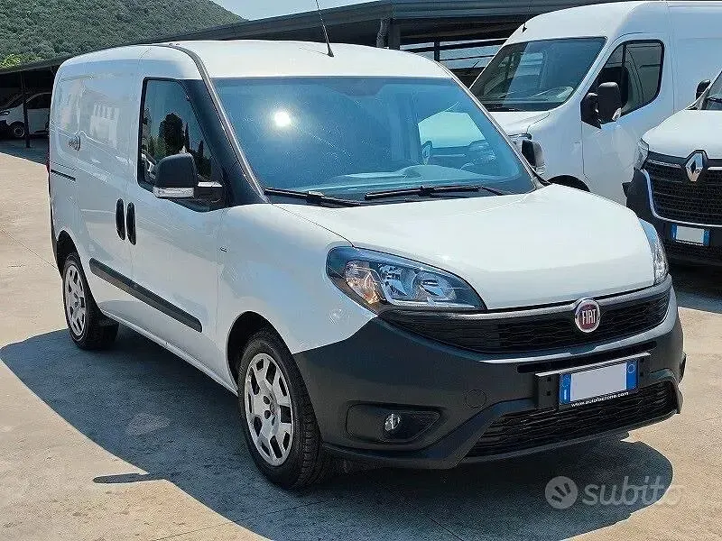 Usata Fiat Doblò S 105 CV (77 kW) 2020 Monovolume