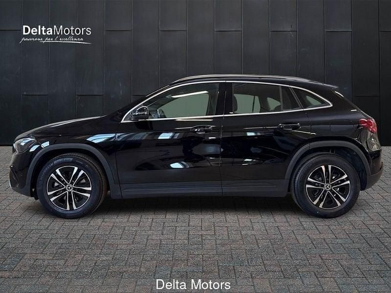 Ny Mercedes GLA180 Advanced 116 HK (85 kW) 2026 Svart SUV