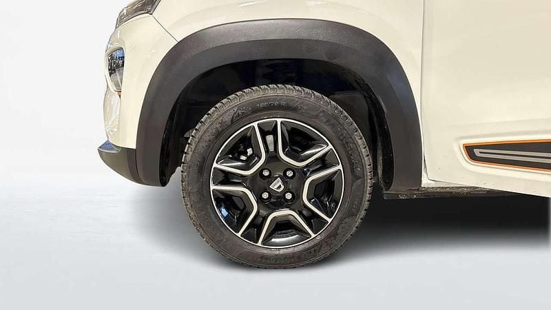 Usata Dacia Spring Comfort Plus 19 kW (26 CV) 2023 Other Utilitaria