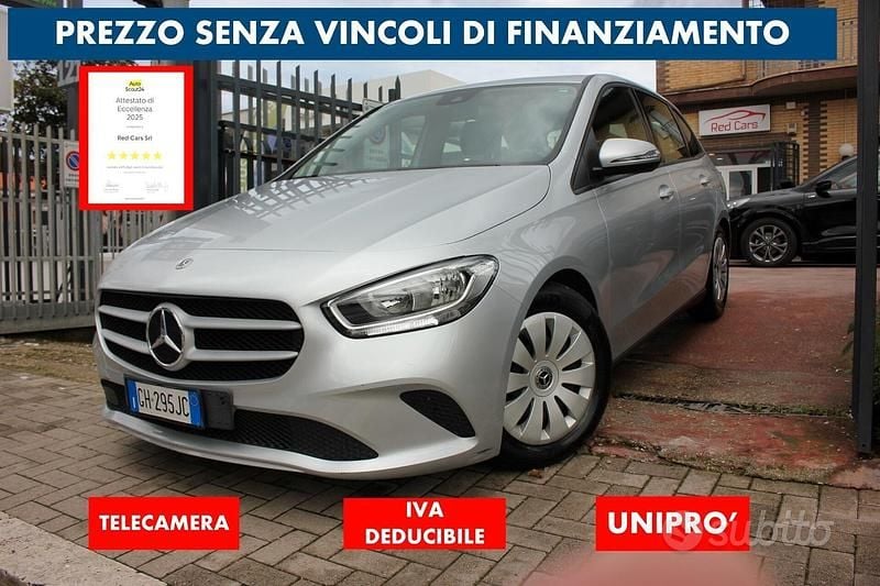 Grigio Usata 2021 Mercedes B180 Monovolume | 19.450 € (Super prezzo) - Immagine 1/4