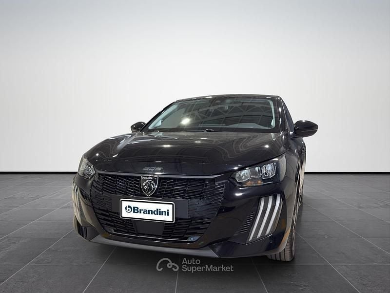 Usata Peugeot 208 Allure 101 CV (74 kW) 2025 Nera Utilitaria