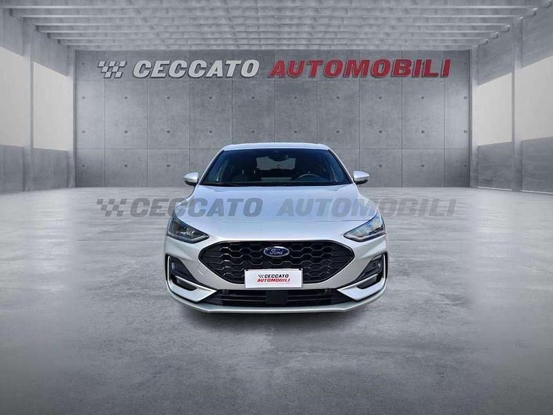 Usata Ford Focus ST-Line 116 CV (85 kW) 2025 Argento Utilitaria
