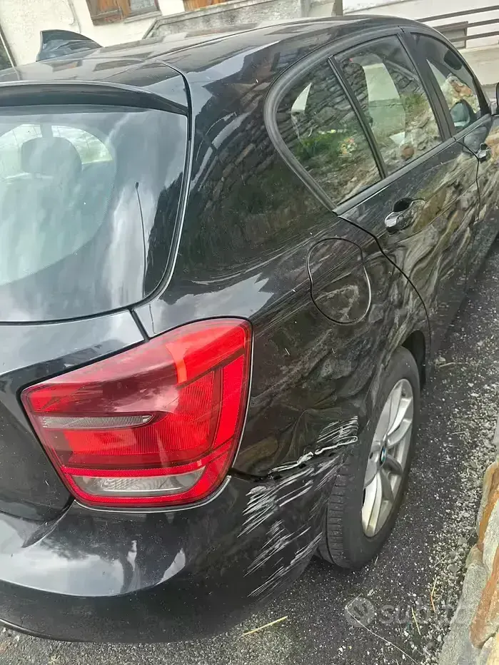 Usata BMW 116 116 CV (85 kW) 2012 Nero Utilitaria