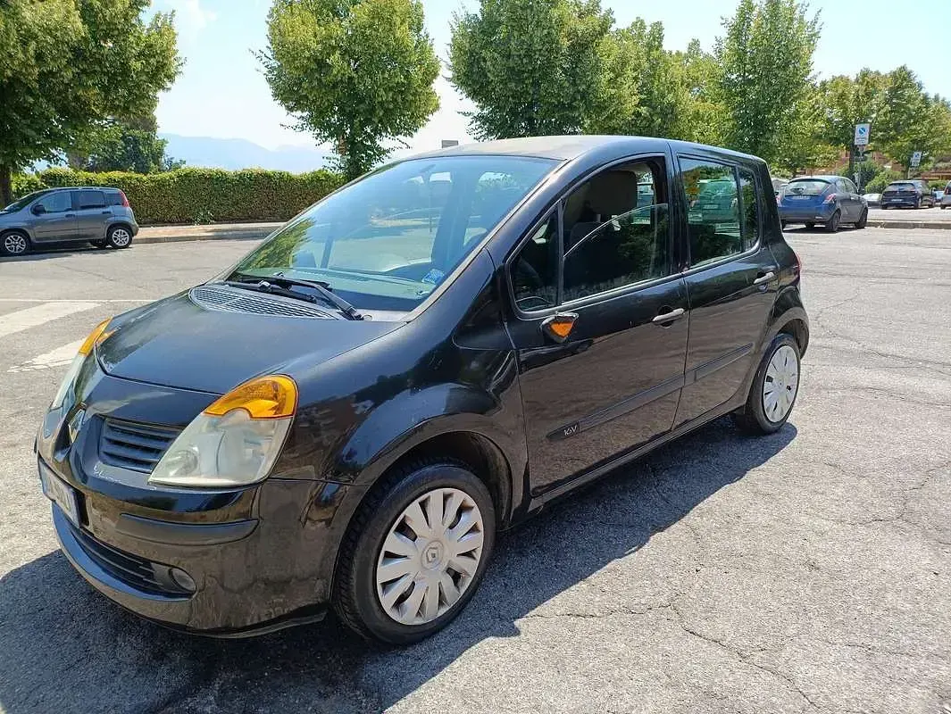 Usata Renault Modus Privilege 75 CV (55 kW) 2006 Monovolume