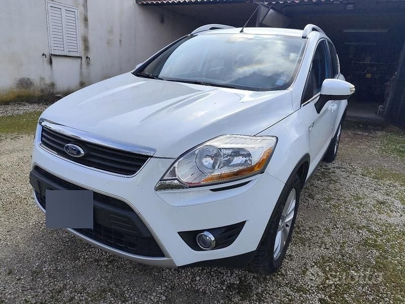 Usata Ford Kuga Titanium 163 CV (119 kW) 2010 Bianco SUV