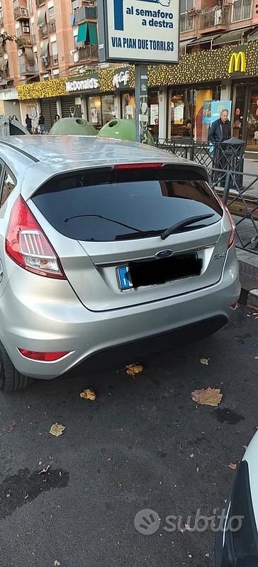 Usata Ford Fiesta Titanium 2017 Grigio Berlina