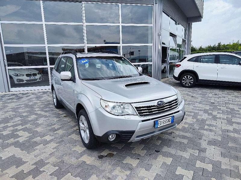 Usata Subaru Forester Comfort 147 CV (108 kW) 2010 Grigio SUV
