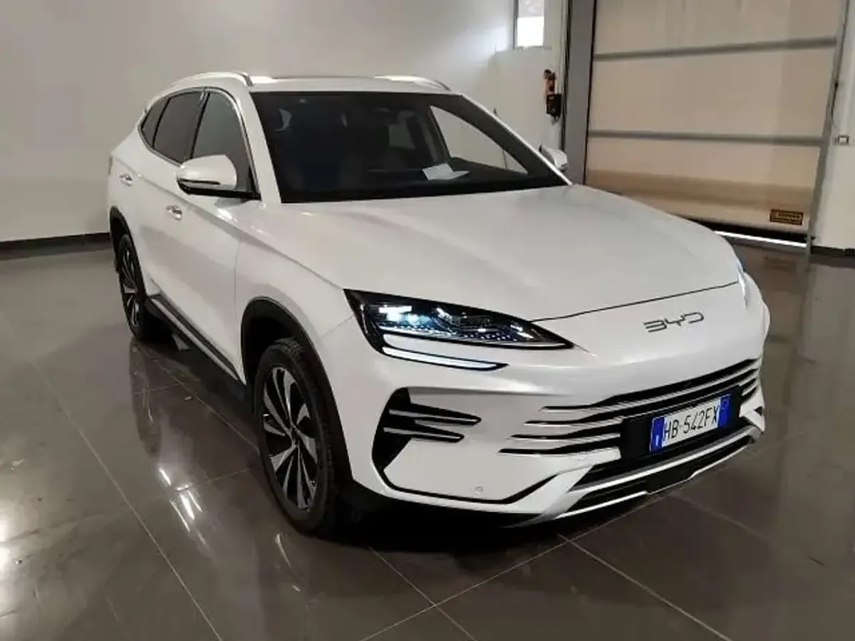 Nuova BYD Seal U Boost 98 CV (72 kW) 2025 Bianco SUV