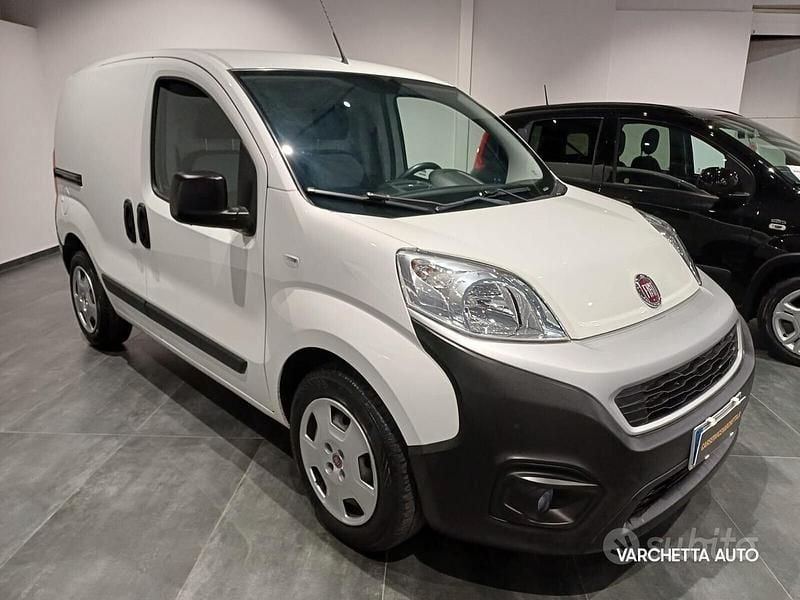 Bianco Usata 2020 Fiat Fiorino Monovolume | 7900 € (Super prezzo) - Immagine 1/4