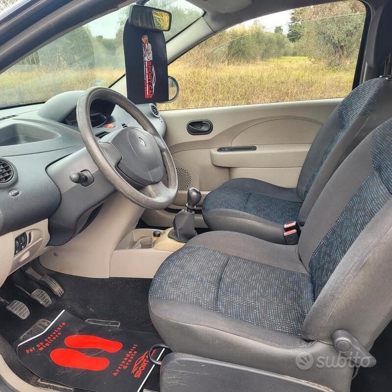 Usata Renault Twingo 76 CV (55 kW) 2007 Nero Utilitaria