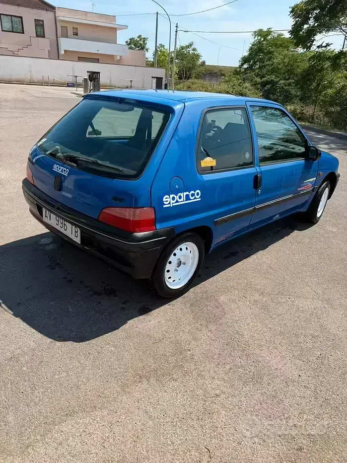Usata Peugeot 106 50 CV (36 kW) 1998 Bluazzurro Utilitaria