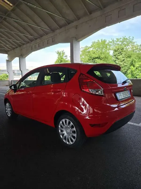 Usata Ford Fiesta Business Edition 92 CV (67 kW) 2017 Utilitaria