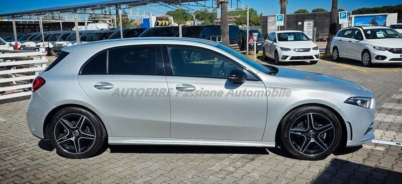 Usata Mercedes A200 AMG line 150 CV (110 kW) 2021 Argento Berlina