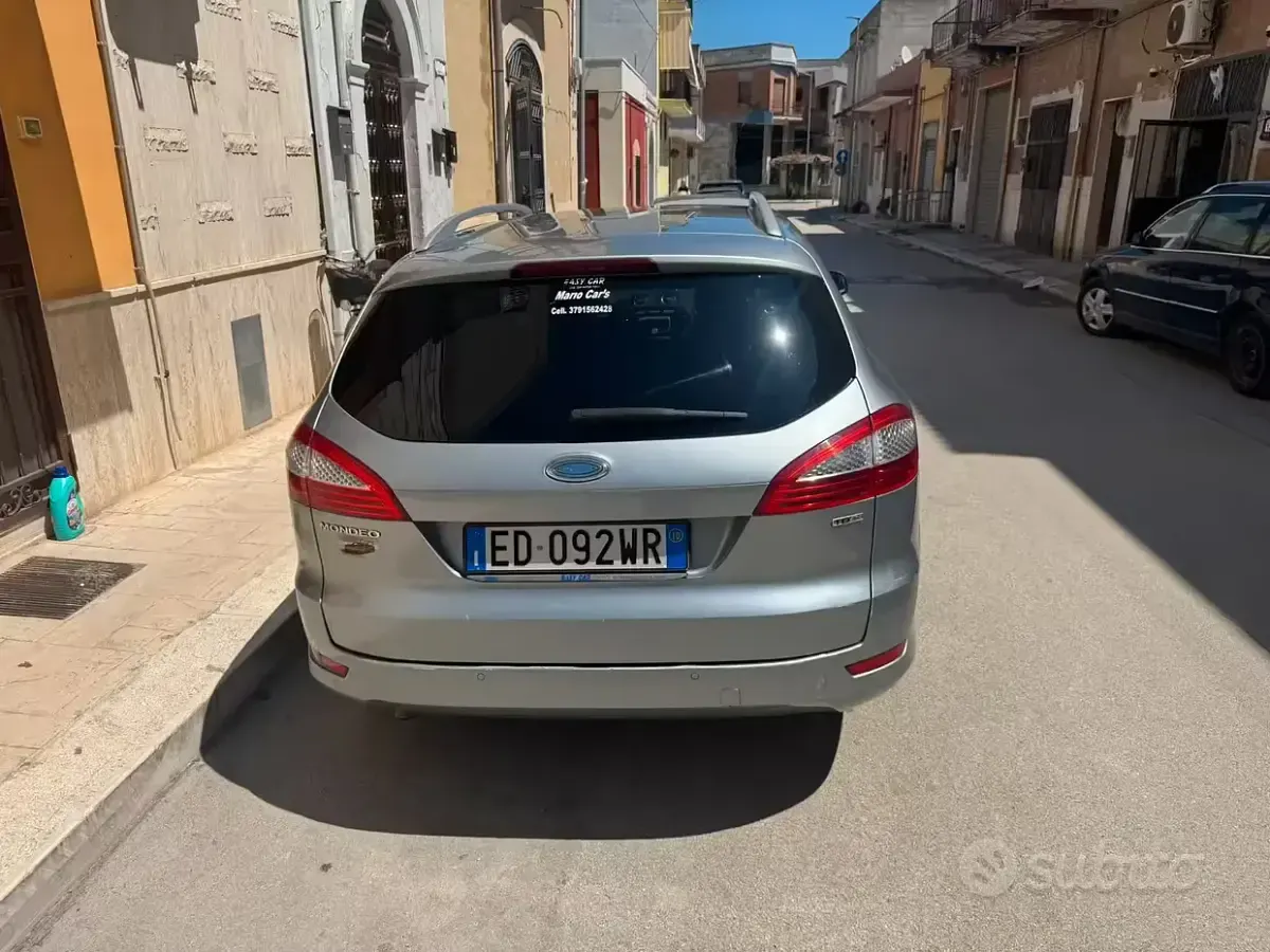 Usata Ford Mondeo 163 CV (119 kW) 2010 Blu Station wagon