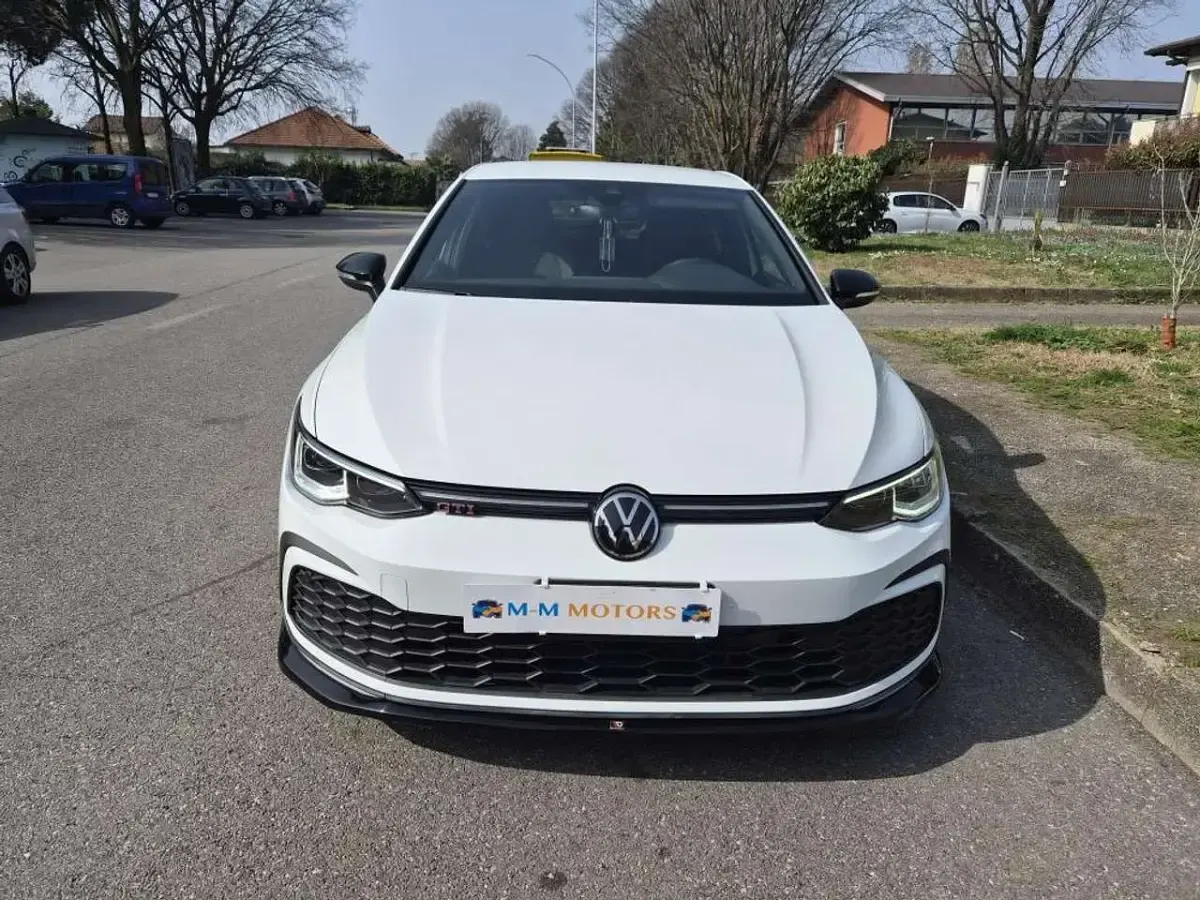 Usata VW Golf VIII GTI 245 CV (180 kW) 2021 Bianco Berlina