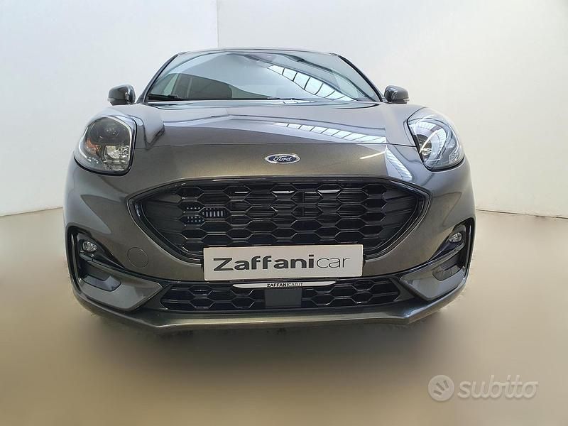 Usata Ford Puma ST-Line 125 CV (91 kW) 2022 Grigio scuro metallizzato SUV