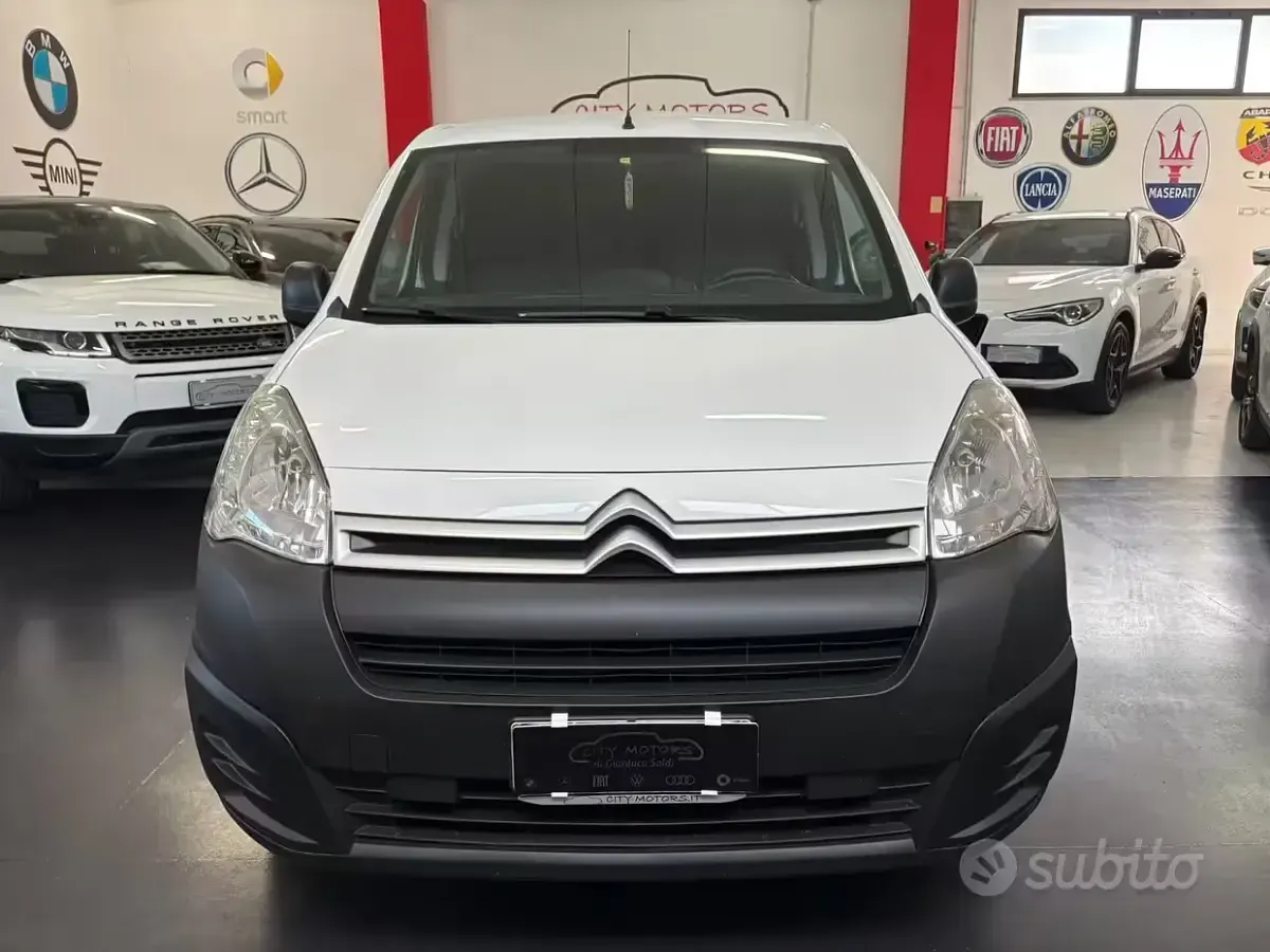 Usata Citroën Berlingo 99 CV (72 kW) 2017 Bianco Monovolume